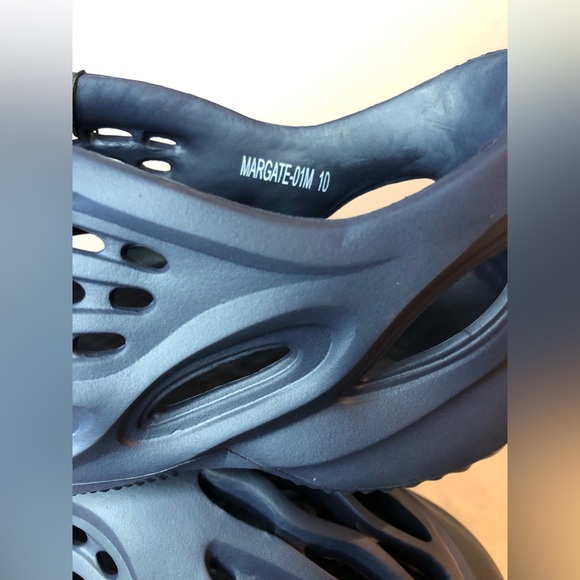 New FOAM Runner Sneakers Slides ‘Yeezy Type’ Mineral Blue Men’s size 10 - Picture 6 of 6